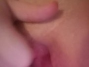 Snowbunny makes pussy cum and squirt 8/16