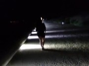 Night Exhib Walk in front of sea 1/16