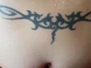 ladymuffin si masturba in doccia e poi tommy a canaglia se la scopa 13/16