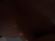 Fille baisée en regardant la coupe du monde. Le mec fini dans sa chatte 3/16