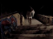 Linda rubia mea en publico y se folla una botella 2/16