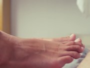 Quarantaine: Oily Footjob leads to huge explosion of Cum 5/16