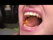 MUNCHING AND CRUNCHING 3/16