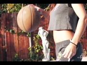 Le coach de Basketball me baise sur le terrain -French amateur Sextwoo- 18/80