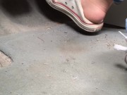 Pedal pumping with sneakers and barefoot 5/16