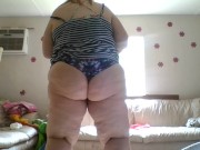 Booty Queen Twerking in Style 8/16