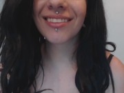 Goddess Alex Luxx gives tour of hairy body 1/16