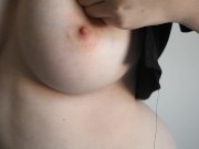 Emo Girl Humps A Pillow And Cums 16/16