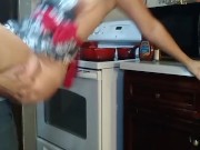 Surprised MILF gets kitchen fuck and cumshot to the face! MUST WATCH!! 9/16