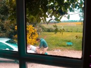 Après un long trajet, qu'une seule envie, baiser ! Le voisin était là ;p 7/16