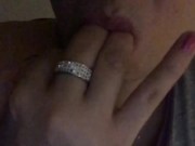 ASMR italiano erotico chiamata erotica tapping lingua dita in bocca 9/16