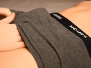 Кончил от безумно красивого массажа члена 1/16