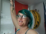 Jazz and jazz cabbage: GanjaGoddess69 touches herself while she smokes 6/16