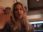 Heather Brooke Teaches How to Do Deepthroat Blowjobs With Final ThroatPies 1/16