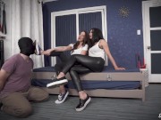 Goddess tangent, Stella Liberty-sneakers worship