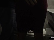 Секс в туалете на вечеринке - Sex in the toilet night club 2/16