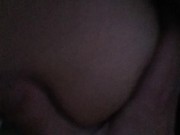 En público agarrando tetas pequeñas en la calle 10/16