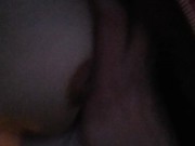 En público agarrando tetas pequeñas en la calle 11/16