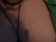 En público agarrando tetas pequeñas en la calle 15/16