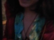 En público agarrando tetas pequeñas en la calle 3/16