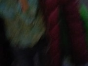 En público agarrando tetas pequeñas en la calle 9/16