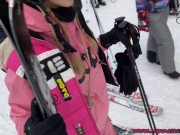 Teeny fickt public mit dem Skilehrer 1/16