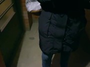 Тёлка с тиндера сделала глубокий минет на первом свидании! 1/16