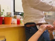 Ich habe ihn in der Küche verführt - Leidenschaftlicher Rimjob und Blowjob 4/16