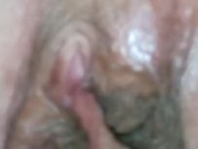 Киска и клитор очень крупным планом, мельчайшие подробности 7/16