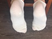 STUDENT GIRL SHOWS WHITE SOCKS AND FEET AFTER STUDYING. 10/16