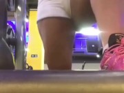 Compilado Sra. Feet se exibindo e mostrando peitos na academia 7/16