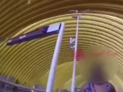 Sra. Feet safada se exibindo no metrô e na rua 6/16