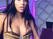 DAHYN RICA COLOMBIANA SE SACA LECHE  8/16