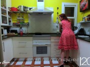 Segundo día de encierro por coronavirus - Chica Pin-up 1/16