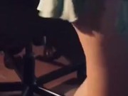 porcellina vende le sue mutandine in ufficio VERO AMATORIALE 13/16