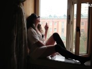 Трахнул ее на подоконнике и кончил на трусики. Коронавирус! Сидим дома! 2/16