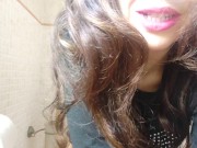 tienimi compagnia mentre sono seduta sul wc 13/16