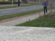 Public MEGAKRANK-SPERMA-LAUFSTEG an der Hauptstraße! 3/16