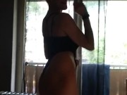 GRAN MAMADA FOLLADA Y CORRIDA 1/16