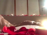 Romantyczna, zmysłowa kąpiel, orgazm wytrysk, świece, róże 4/16