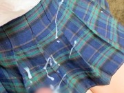 チェックスカート　手コキぶっかけ 11/16