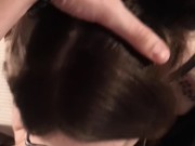 REDHEAD FA UN RAPIDO POMPINO CON SCHIZZATA SUGLI OCCHIALI 11/16