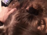 REDHEAD FA UN RAPIDO POMPINO CON SCHIZZATA SUGLI OCCHIALI 12/16