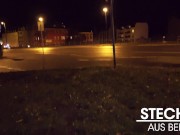 Housewife MILF Liz de Lane FUCKED next to big street! Berlin Banger 15/16