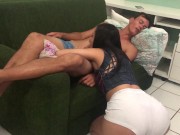 Putinha não fica sem pau, acordei o safado pra foder e dar leitinho 5/16