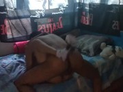 Me duele pero me gusta coger con mi vecino 12/16