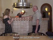 Daddy4k. Skinny Peach Parle Russe Au Père De Devant Son Copain 4/16