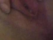 Je me doigte et me gode devant mon miroir. Salope française te chauffe 4/16