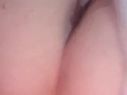 Flaca caliente culona se masturba  8/16