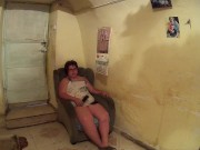 La gorda asquerosa me come la polla con comida dentro. 6/16